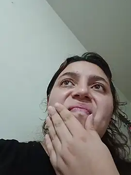 MajoArias online show from 04/03/26, 04:19