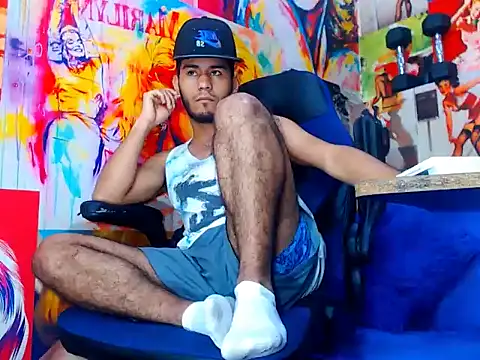 warmNoah online show from 04/16/26, 07:03