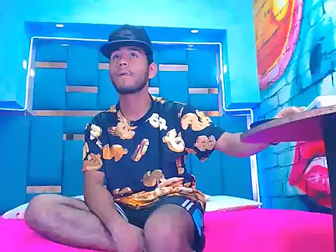 warmNoah online show from 03/10/26, 07:18