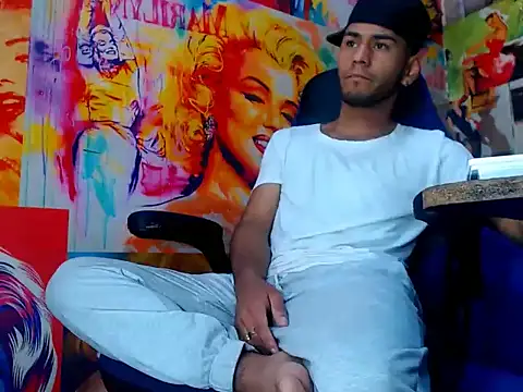 warmNoah online show from 03/23/26, 07:14