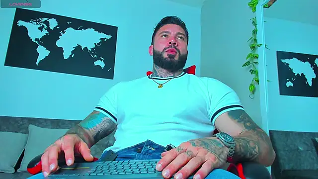 Alessrose online show from 04/14/26, 07:52