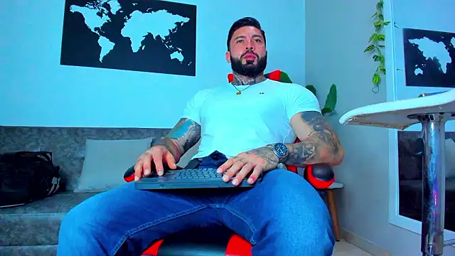 Alessrose online show from 03/18/26, 07:59