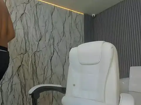 Snapshot of jack_millerx chatting on 02/19/26, 01:08 jack millerx online show from 02/19/26, 01:08