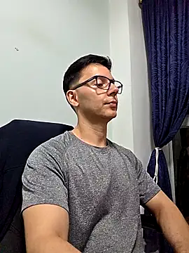 Snapshot of Coddy_maxx69 chatting on 02/28/26, 02:44 Coddy maxx69 online show from 02/28/26, 02:44