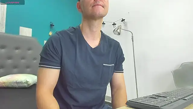 Snapshot of Coddy_maxx69 chatting on 02/10/26, 12:26 Coddy maxx69 online show from 02/10/26, 12:26