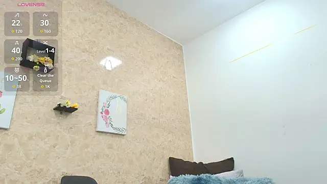 Sophie Tyler online show from 03/19/26, 01:44