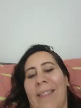 Snapshot of Sophie_Tyler chatting on 05/27/26, 01:57 Sophie Tyler online show from 05/27/26, 01:57