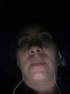 Snapshot of Sophie_Tyler chatting on 05/23/26, 05:17 Sophie Tyler online show from 05/23/26, 05:17