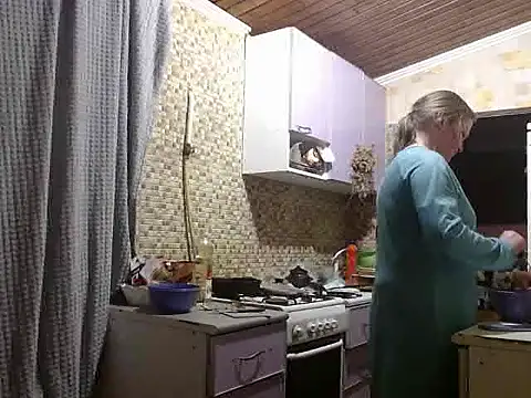 Snapshot of EliciaKush chatting on 02/06/26, 05:09 EliciaKush online show from 02/06/26, 05:09