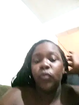 Snapshot of jhessycam5 chatting on 02/07/26, 01:35 jhessycam5 online show from 02/07/26, 01:35