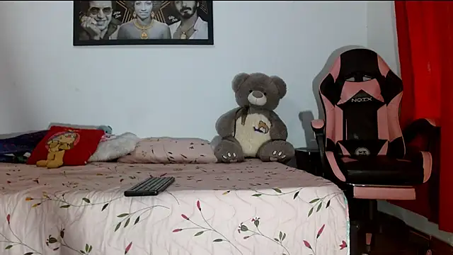 karolsweetvagi online show from 03/15/26, 04:14