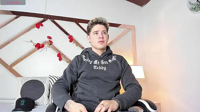 rayan linxx online show from 02/14/26, 07:58