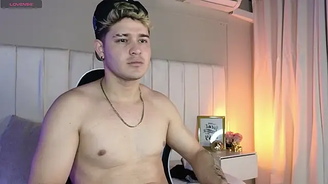 rayan linxx online show from 02/10/26, 07:13