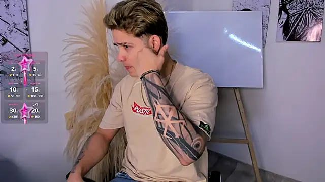 rayan linxx online show from 03/18/26, 07:48