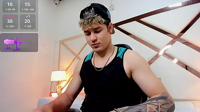 rayan linxx online show from 04/14/26, 08:25