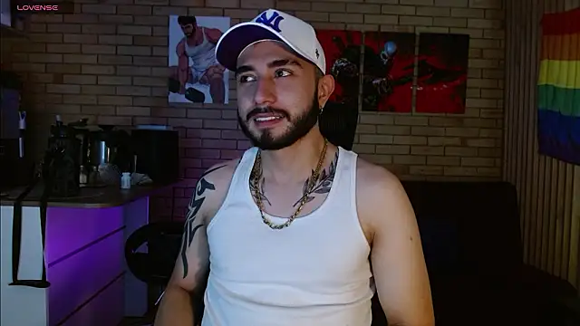 Snapshot of dave_wolf7 chatting on 02/16/26, 03:10 dave wolf7 online show from 02/16/26, 03:10