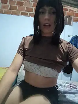 Snapshot of lucyscay_ chatting on 05/30/26, 10:37 lucyscay online show from 05/30/26, 10:37
