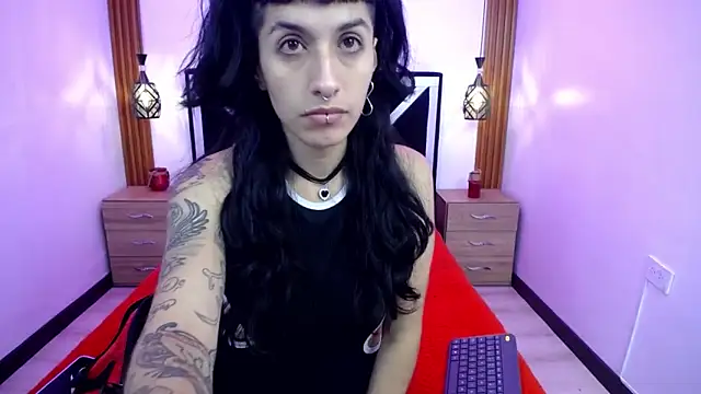 FRANCESCA LOVE  online show from 03/01/26, 01:00