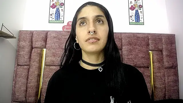 Snapshot of FRANCESCA_LOVE_ chatting on 06/19/26, 04:51 FRANCESCA LOVE online show from 06/19/26, 04:51