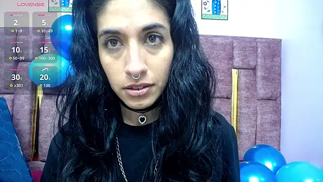 FRANCESCA LOVE  online show from 04/28/26, 12:31