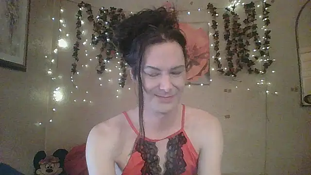 Snapshot of sillymillie4 chatting on 03/04/26, 06:15 sillymillie4 online show from 03/04/26, 06:15