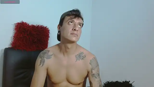 SkinnyDevil12 online show from 02/15/26, 07:51