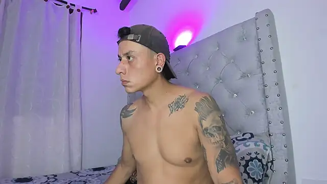 SkinnyDevil12 online show from 02/25/26, 04:23