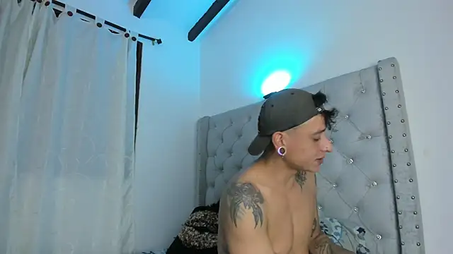 SkinnyDevil12 online show from 02/23/26, 03:41