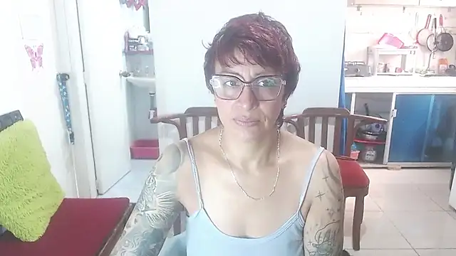 Snapshot of Charlotte_gray_ chatting on 04/18/26, 03:14 Charlotte gray online show from 04/18/26, 03:14
