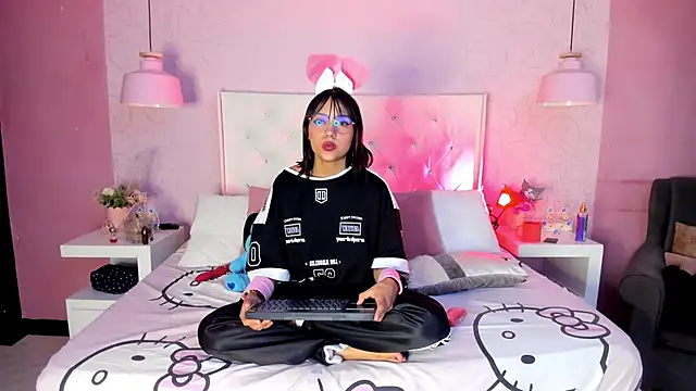 GaiaMonet online show from 02/22/26, 08:28