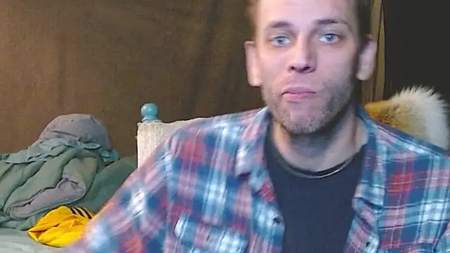 cguffey2284 online show from 03/18/26, 03:57