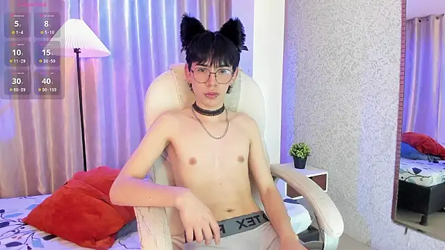 Demian Hush online show from 03/29/26, 11:56