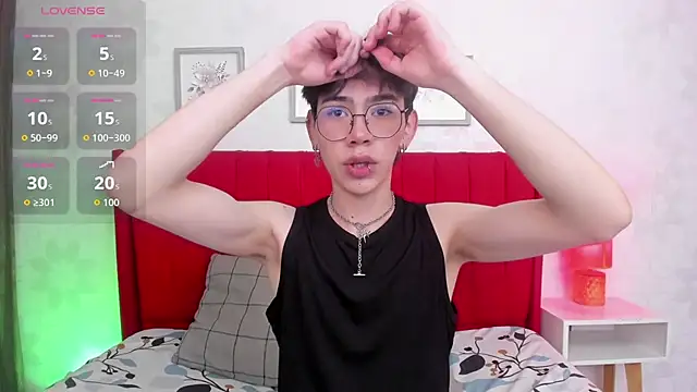 Demian Hush online show from 03/04/26, 03:03