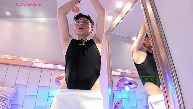 Snapshot of Sebastian_Collins_ chatting on 02/09/26, 09:24 Sebastian Collins online show from 02/09/26, 09:24