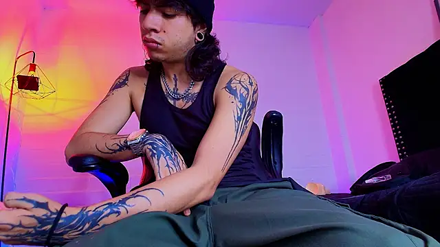 Axell Kussh online show from 03/13/26, 08:58