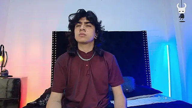 Axell Kussh online show from 02/16/26, 12:04