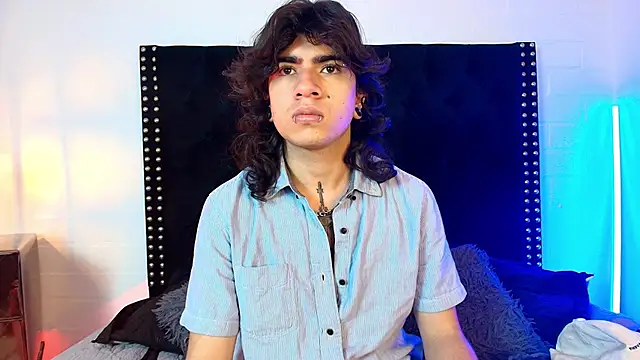 Axell Kussh online show from 02/17/26, 02:47