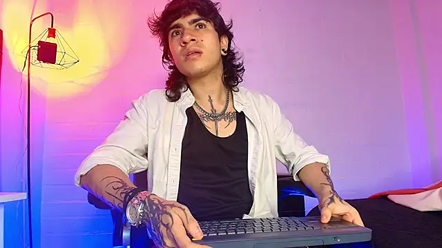 Axell Kussh online show from 03/09/26, 10:02