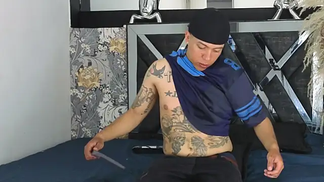 adrian camii online show from 03/14/26, 09:48