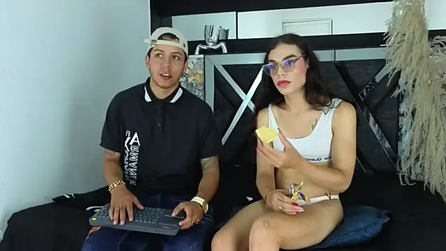 adrian camii online show from 04/09/26, 07:03