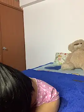 Snapshot of mia_petite2007 chatting on 02/23/26, 11:27 mia petite2007 online show from 02/23/26, 11:27