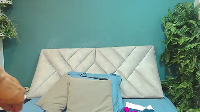 AmelieLux online show from 03/20/26, 04:52