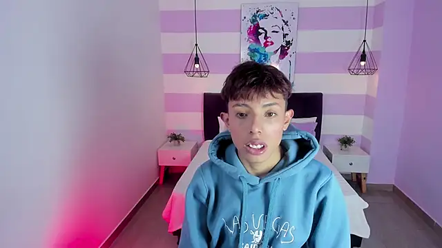  camilo ortiz online show from 03/09/26, 07:39