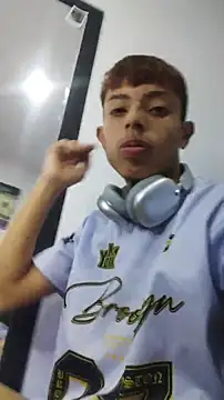 Snapshot of _camilo_ortiz chatting on 06/15/26, 04:56 camilo ortiz online show from 06/15/26, 04:56