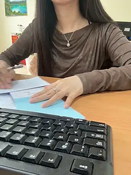 Snapshot of Celeste_SexyY chatting on 03/24/26, 02:44 Celeste SexyY online show from 03/24/26, 02:44