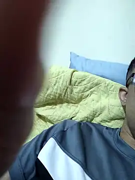 MOREN044 online show from 03/13/26, 02:05