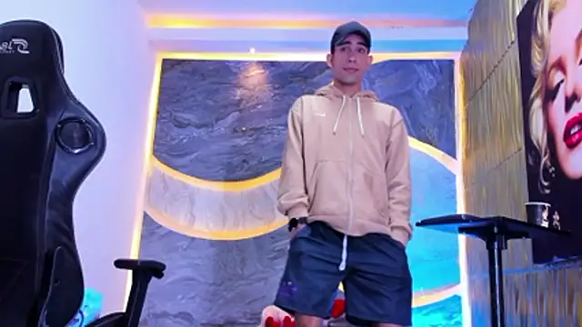 couplehot sex  online show from 02/24/26, 04:02