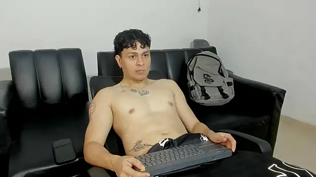 Philip Jons online show from 04/13/26, 08:35