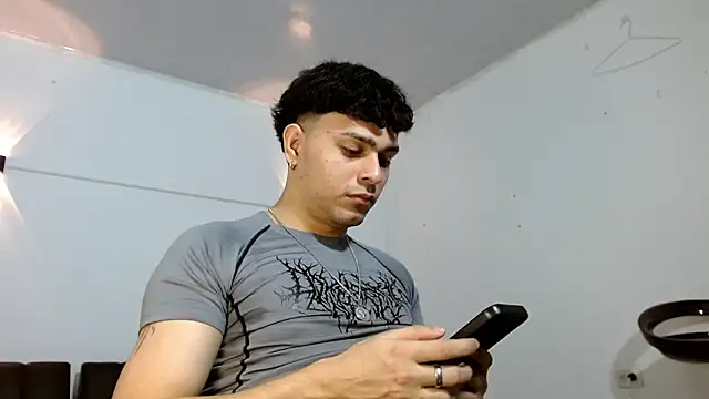 Philip Jons online show from 03/12/26, 06:12