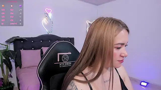 LUNAKITTY TAY online show from 06/27/26, 11:38
